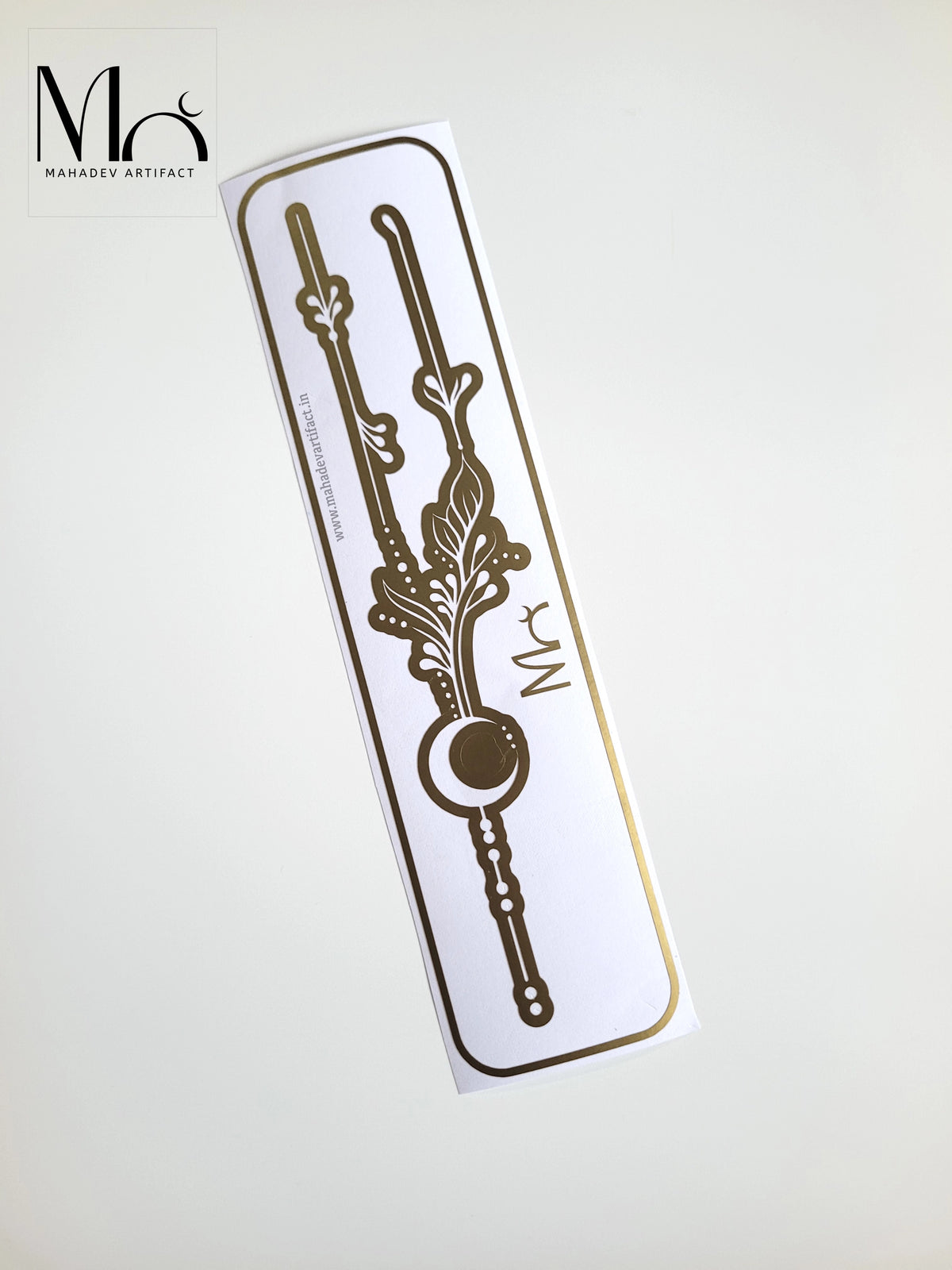 Minimal Moon Floral Elegance Stencil | Single Hand | Single Use